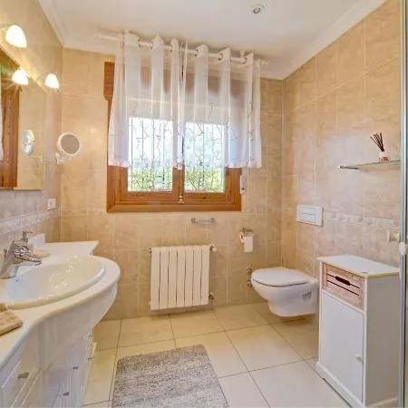 Lejlighed Doris By Interhome Calpe